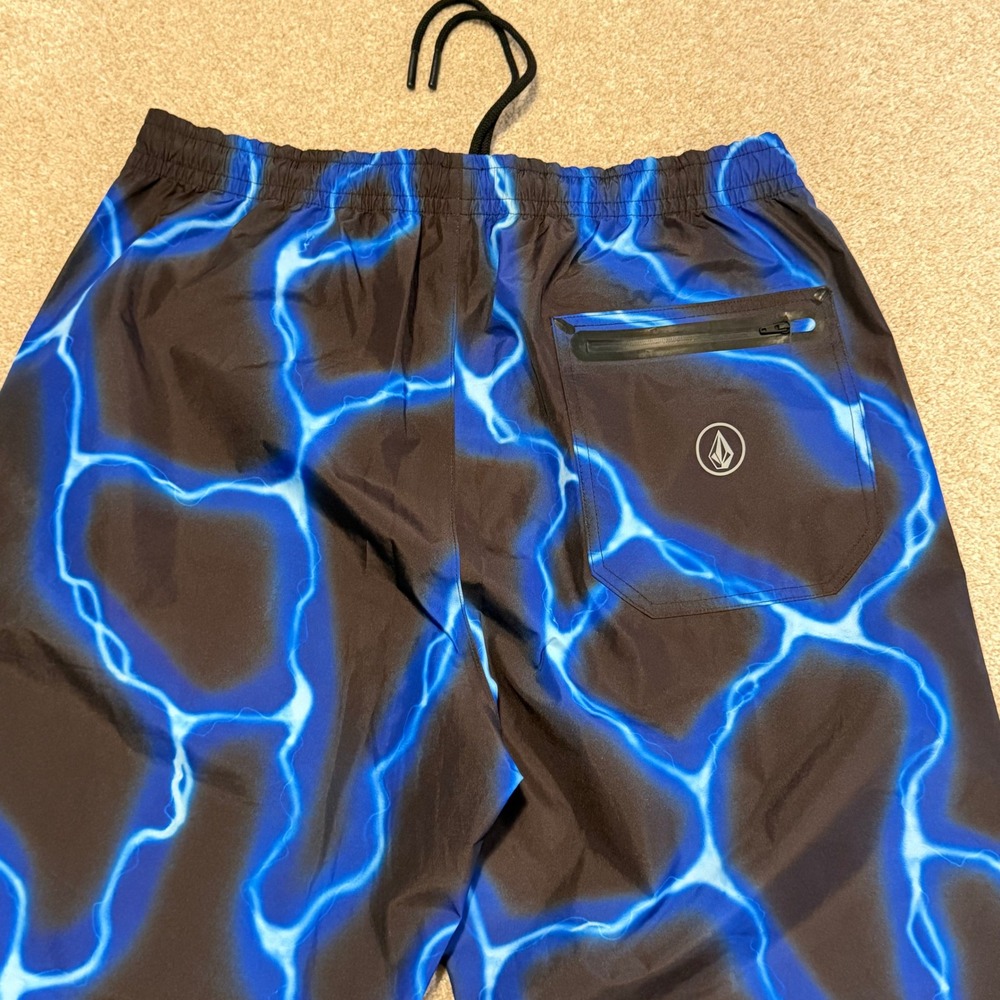 Volcom Gore-Tex Pants Mens Large Travis Spinks Black Blue Lightning Bolt NWOT - Picture 6 of 10